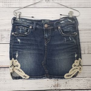 SILVER Francy Distressed Mini Jean Skirt size 27